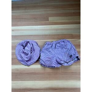 Girls Patagonia baggies with sun hat, size 4 purple